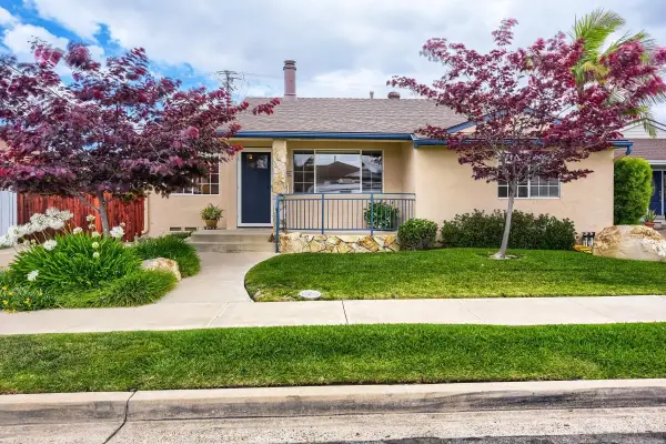 6542 Delfern St, San Diego, CA 92120