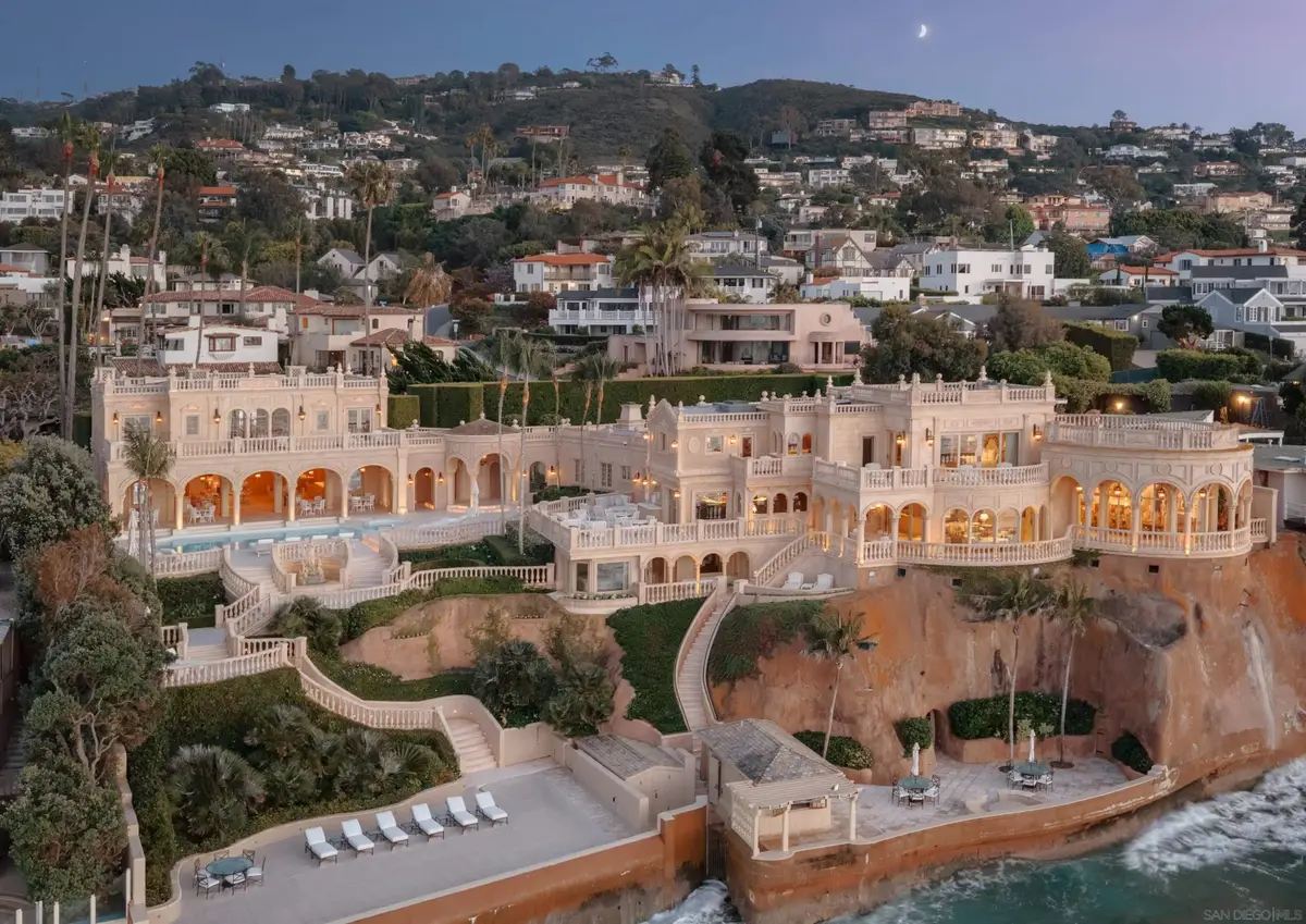 1900 Spindrift Dr, La Jolla, CA 92037 - #1