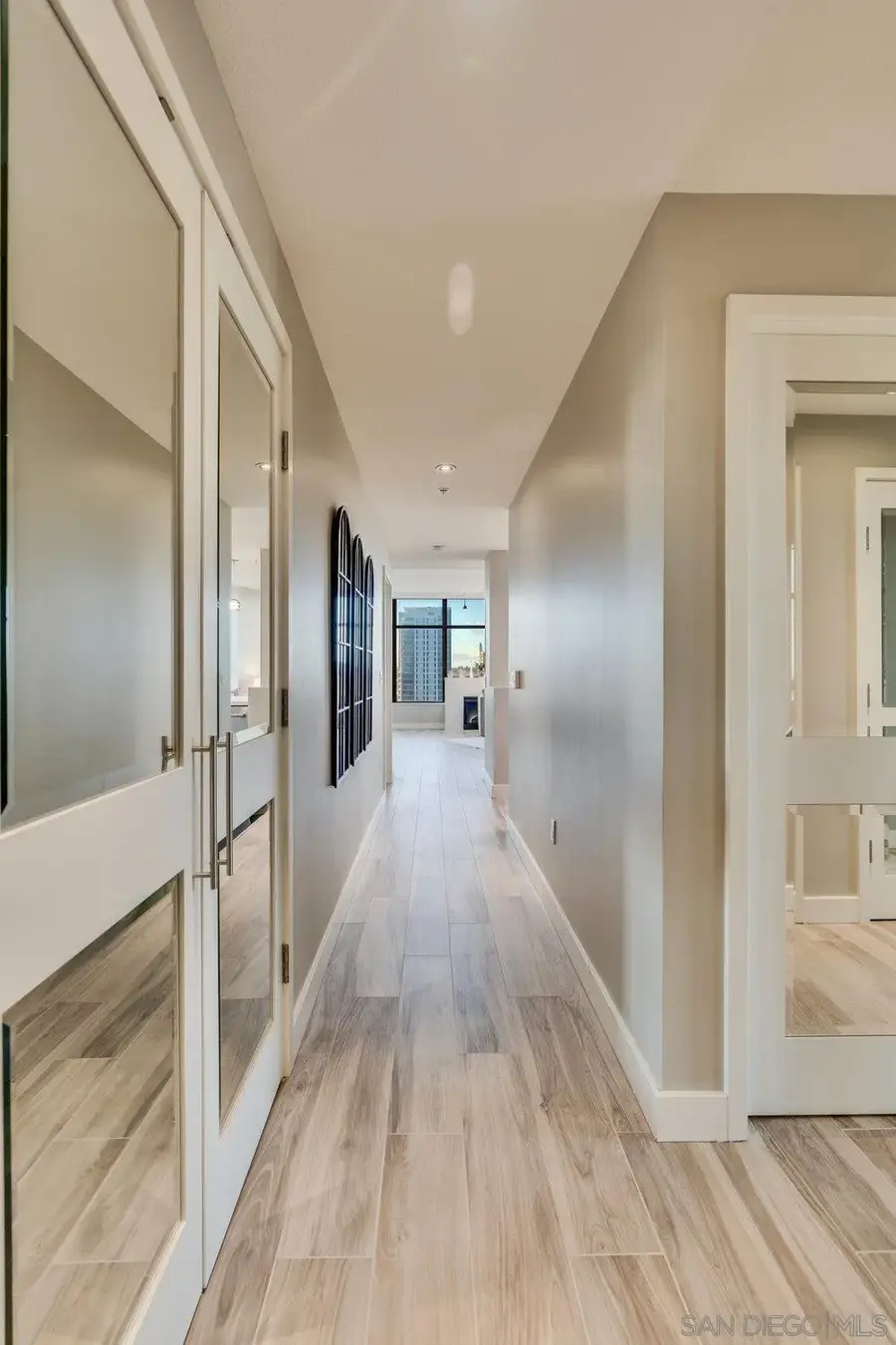 700 W E St #2404, San Diego, CA 92101 - #3