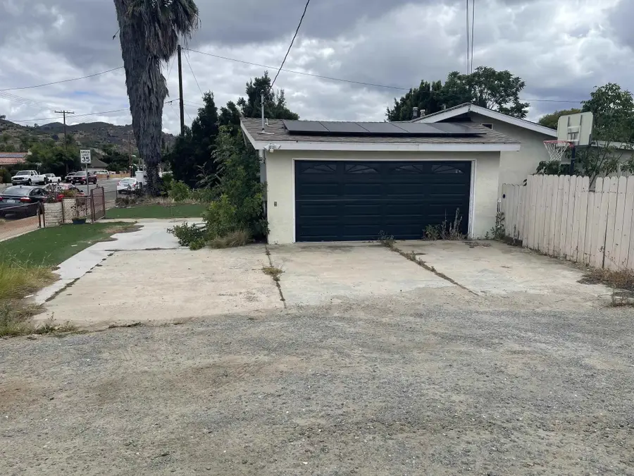 2039 E Washington, Escondido, CA 92027 - #3