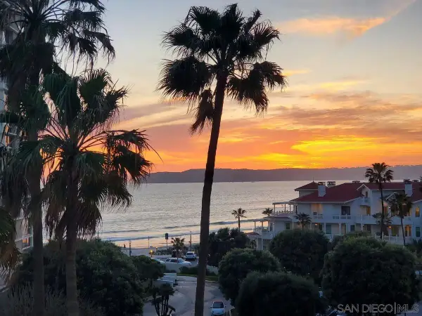 1710 Avenida Del Mundo #403, Coronado, CA 92118
