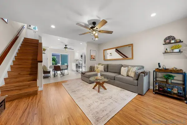 8726 Villa La Jolla Dr #74, La Jolla, CA 92037