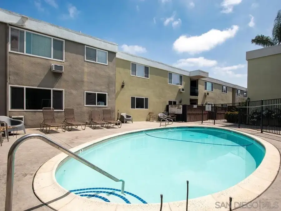 6602 Beadnell Way #4, San Diego, CA 92117 - #2