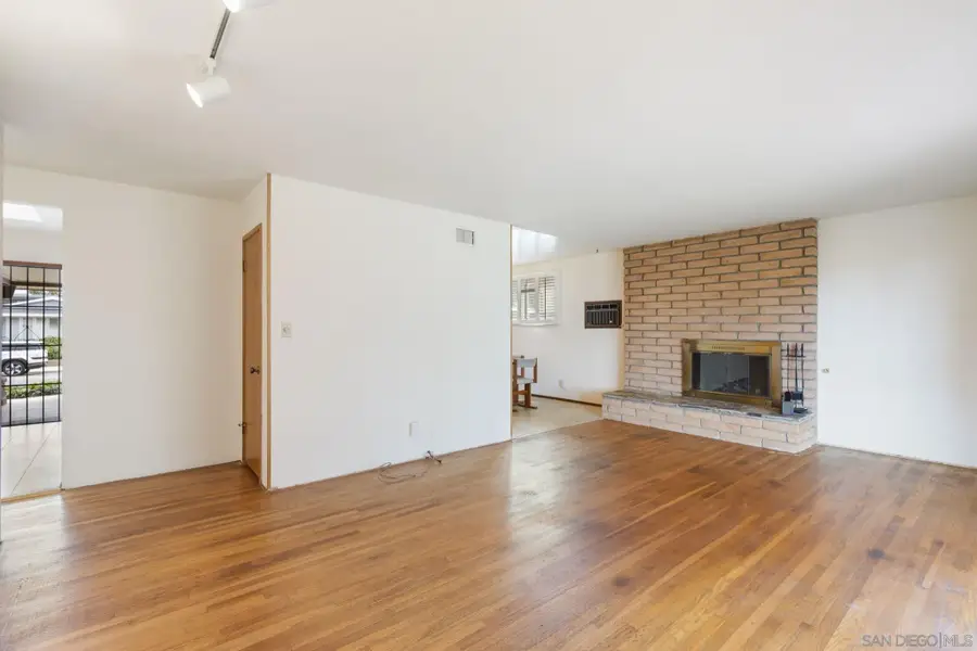 1564 Via Madrina St, San Diego, CA 92111 - #3