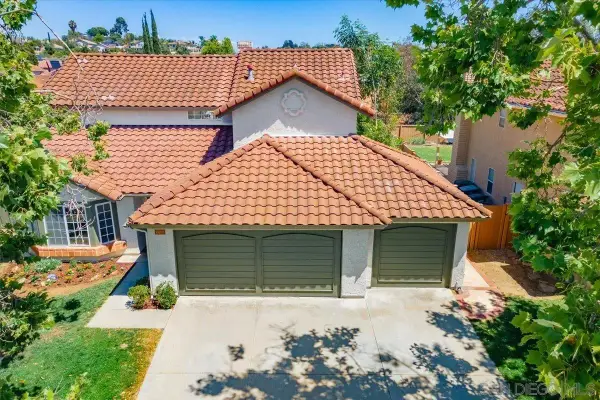 1726 Las Palmas Ln, Escondido, CA 92026