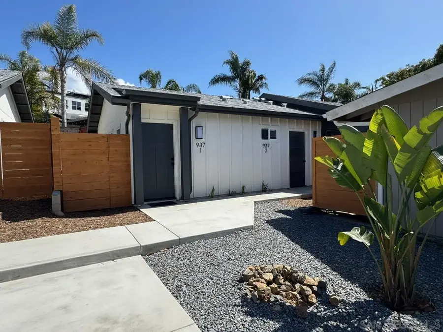 931-937 Regal Rd., Encinitas, CA 92024 - #2
