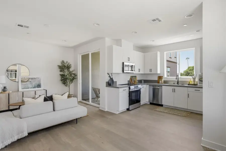 244 Pico Avenue #2, San Marcos, CA 92069 - #3