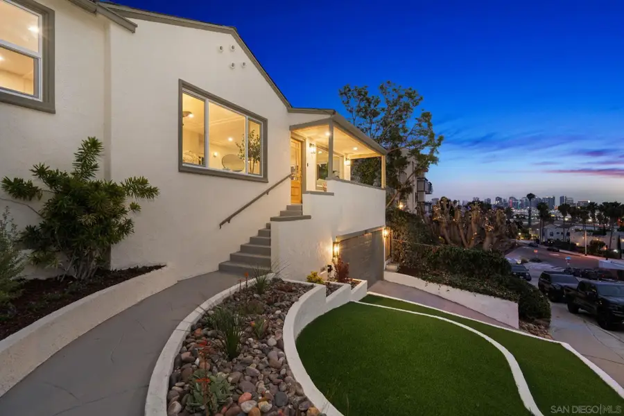 3911 California, San Diego, CA 92110 - #2