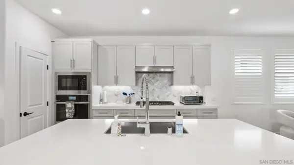 15681 Rennyson Way, San Diego, CA 92127