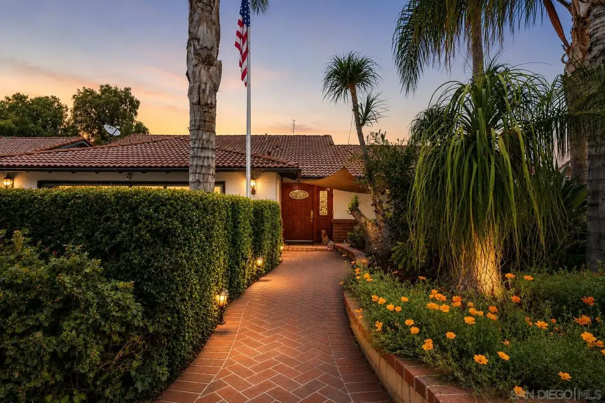 2481 Northmoor Dr, Corona, CA 92882 - #1