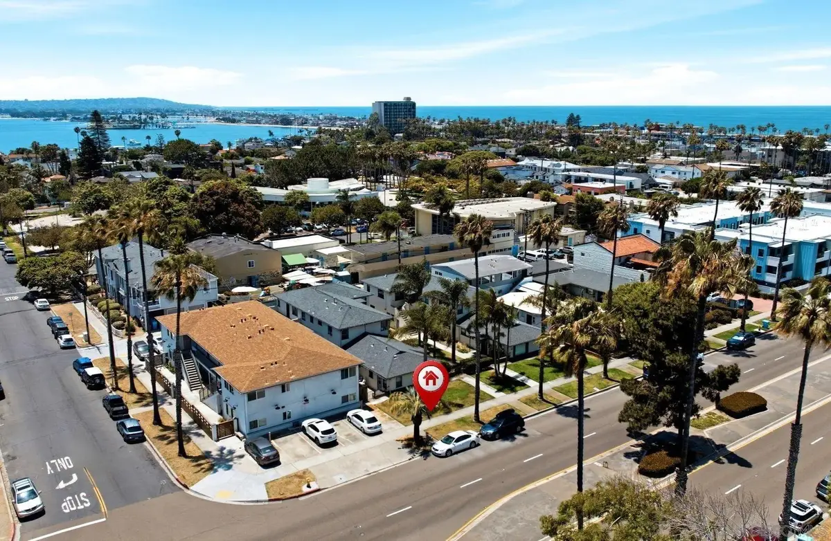1065-1071 Grand Ave, San Diego, CA 92109 - #1