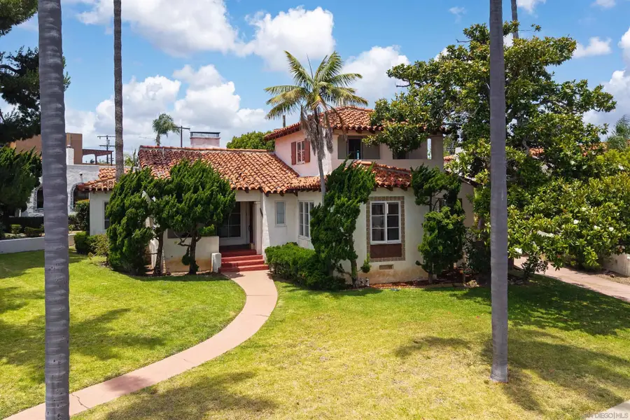 3702 Lotus Drive, San Diego, CA 92106 - #2