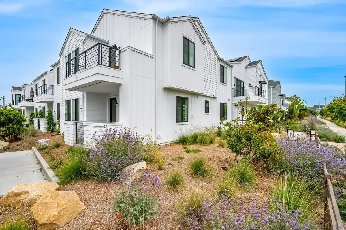 1101 Catania Ct #201, Encinitas, CA 92024 - #1