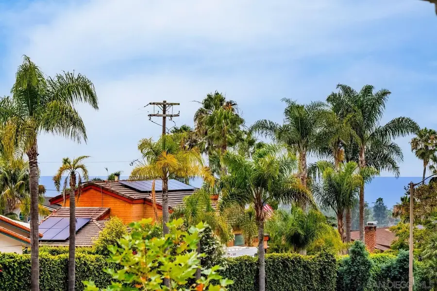 1101 Catania Ct #201, Encinitas, CA 92024 - #2