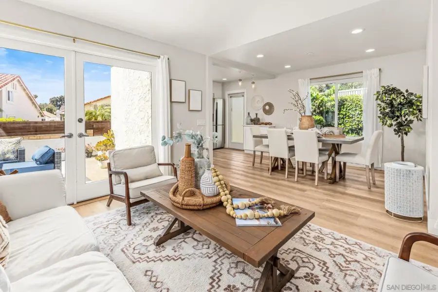 808 Caminito Azul, Carlsbad, CA 92011 - #2