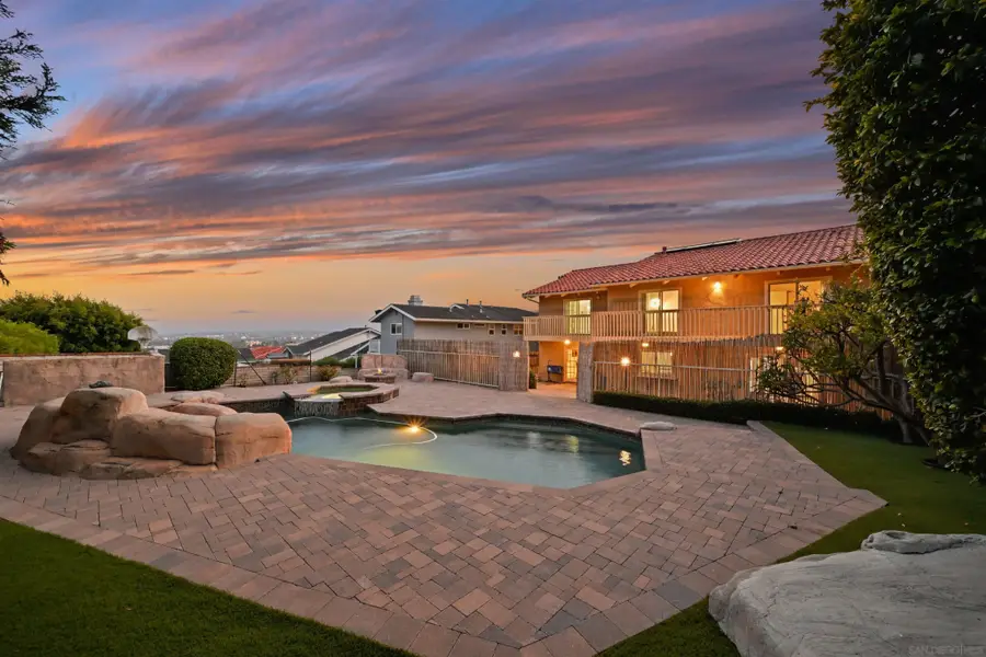 3025 Chicago, San Diego, CA 92117 - #3