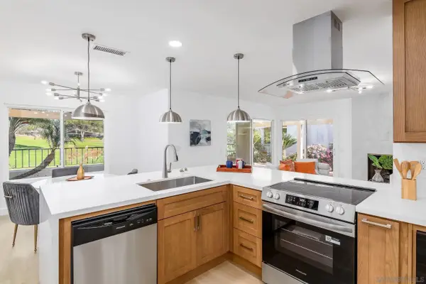 12843 Camino Ramillette, San Diego, CA 92128