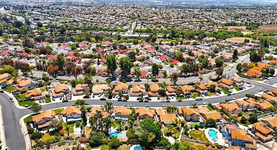 39780 Notting Hill Rd, Murrieta, CA 92563 - #3