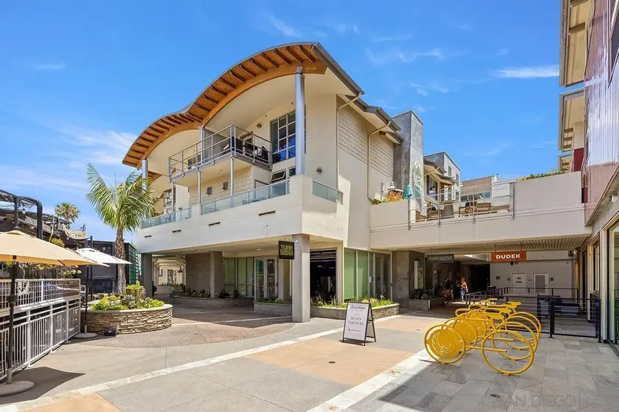 687 S Coast Highway 101 #211, Encinitas, CA 92024 - #2