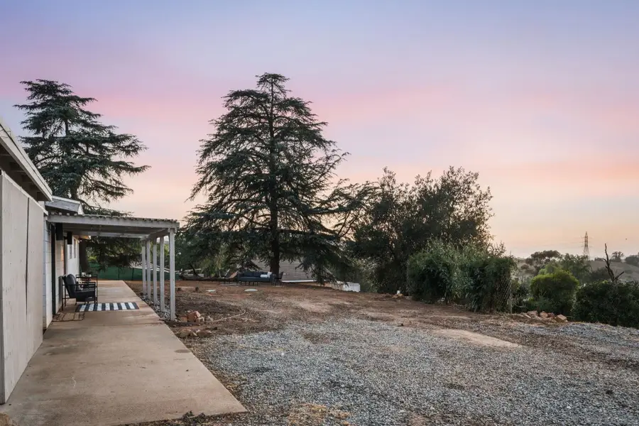 30562 Rolling Hills Dr., Valley Center, CA 92082 - #2