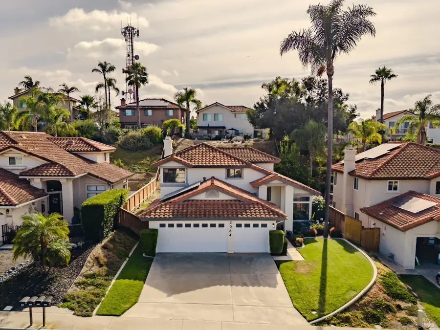 2064 White Birch Dr, Vista, CA 92081 - #2
