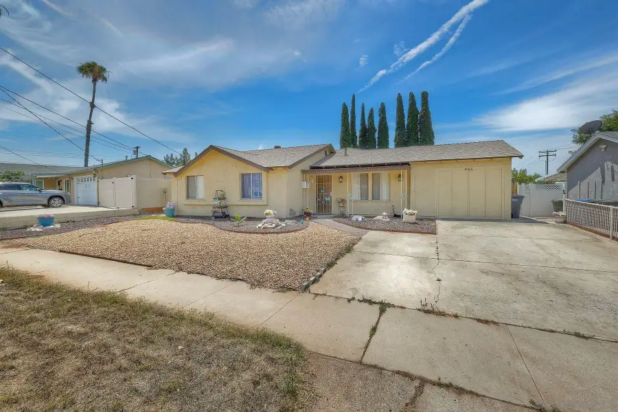 965 Spinel Ave., El Cajon, CA 92021 - #2