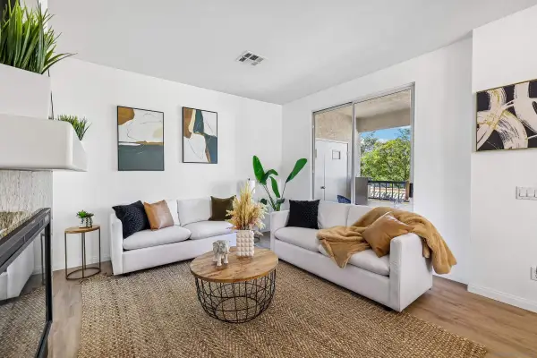 10878 Sabre Hill Dr. #294, San Diego, CA 92128