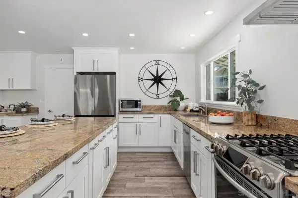 1570 Avenida De Los Lirios, Encinitas, CA 92024