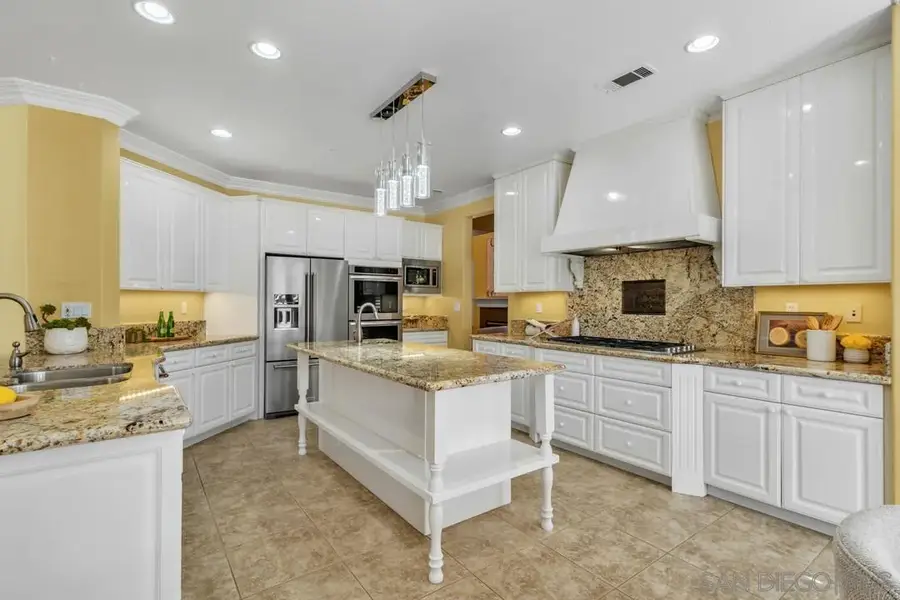 16414 Santa Cristobal St, San Diego, CA 92127 - #2