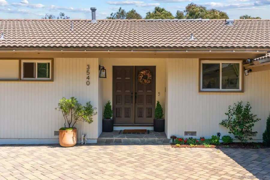 3540 Ridgecrest, Carlsbad, CA 92008 - #3