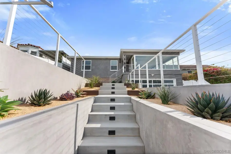 4483 Saratoga, San Diego, CA 92107 - #3