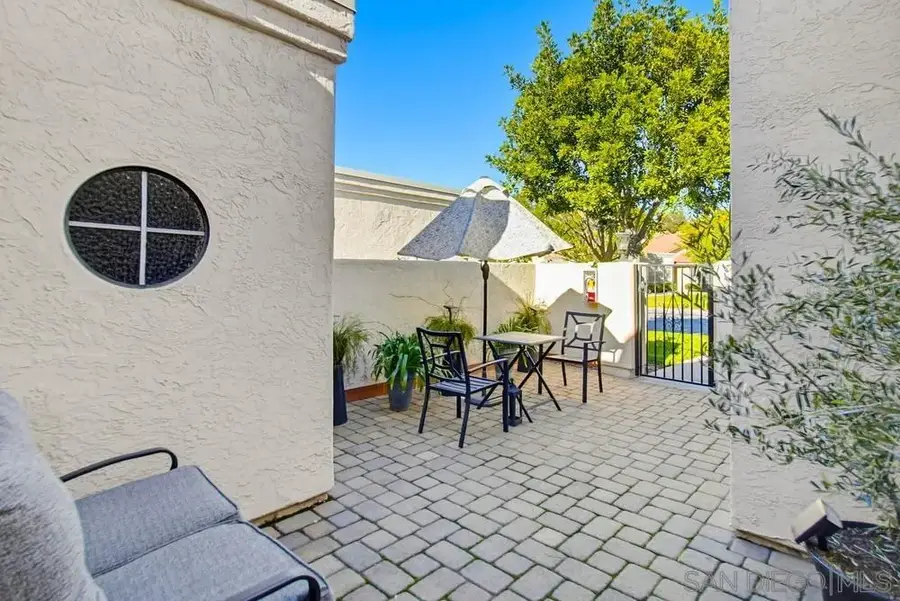 12795 Via Moura, San Diego, CA 92128 - #3