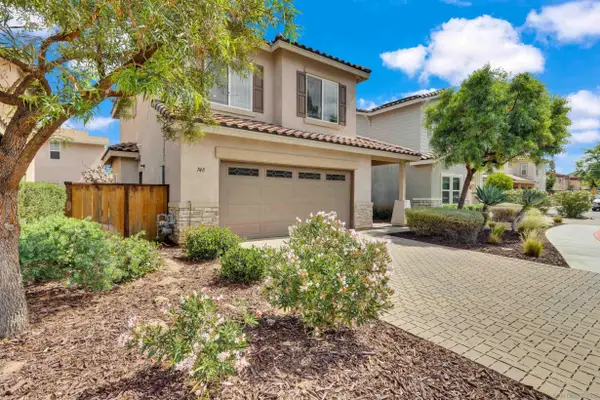 748 Lincoln Pl, El Cajon, CA 92020