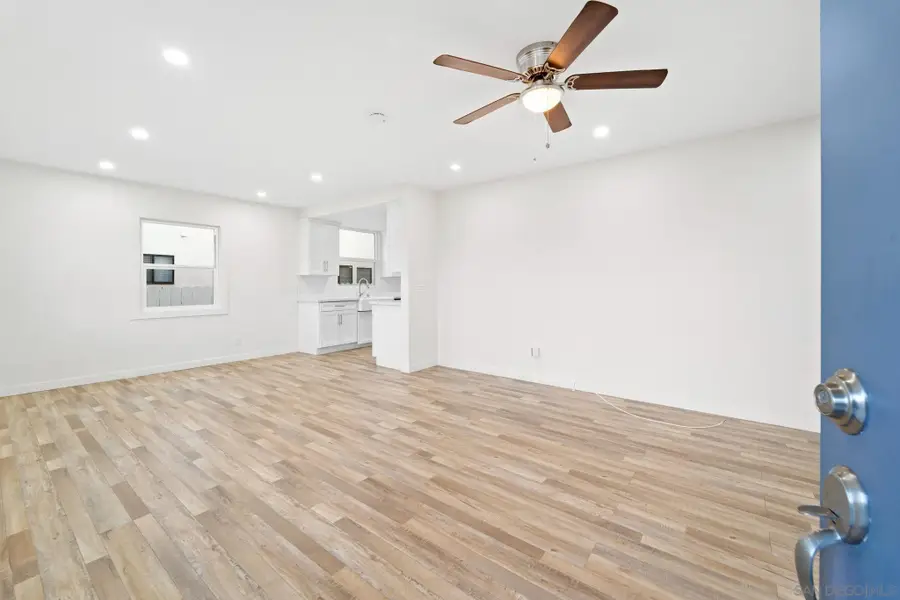4220 E Overlook Dr, San Diego, CA 92115 - #2
