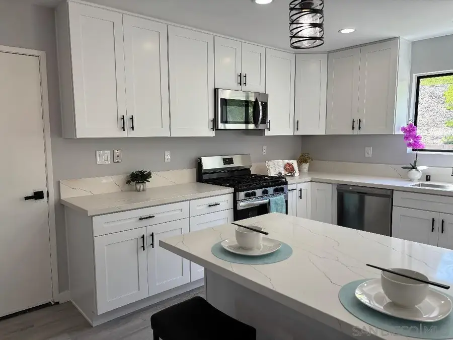 9211 Todos Santos, Santee, CA 92071 - #3