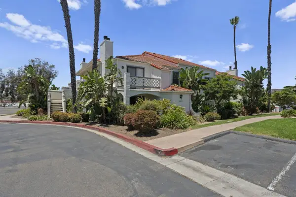 9409 Fairgrove Lane #204, San Diego, CA 92129