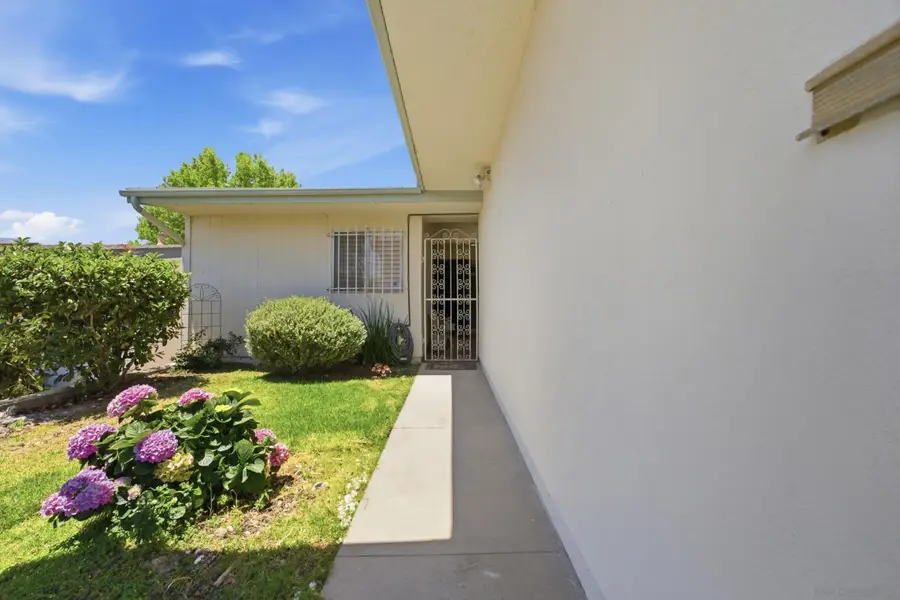 3902 N Vista Campana #9, Oceanside, CA 92057 - #2