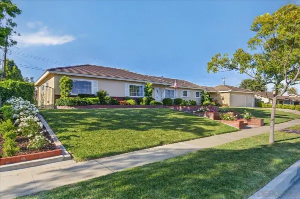 1521 Melody Lane, Fullerton, CA 92831