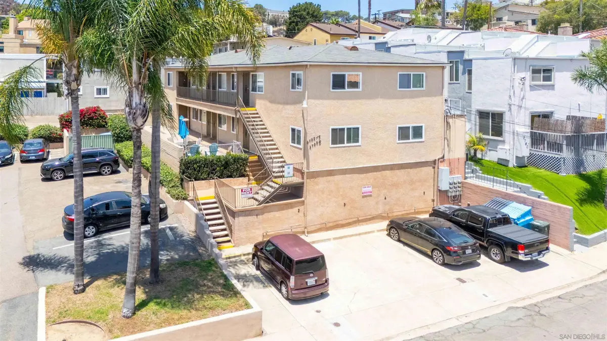 5752-5758 Riley St, San Diego, CA 92110 - #1