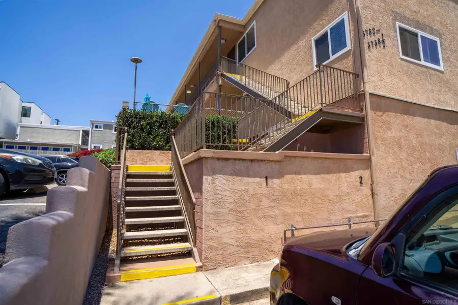 5752-5758 Riley St, San Diego, CA 92110 - #3