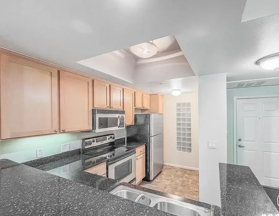 2400 5th Ave #203, San Diego, CA 92101 - #2