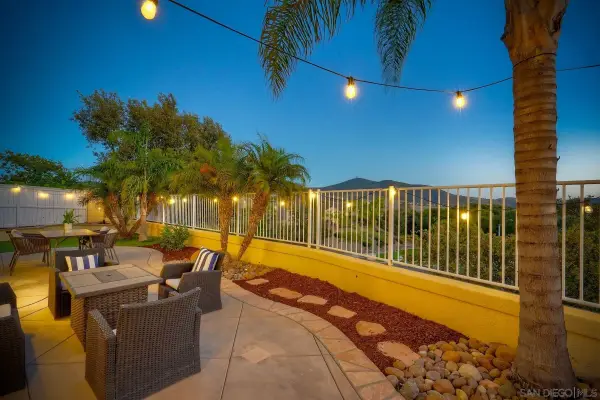16426 Calloway Dr, San Diego, CA 92127