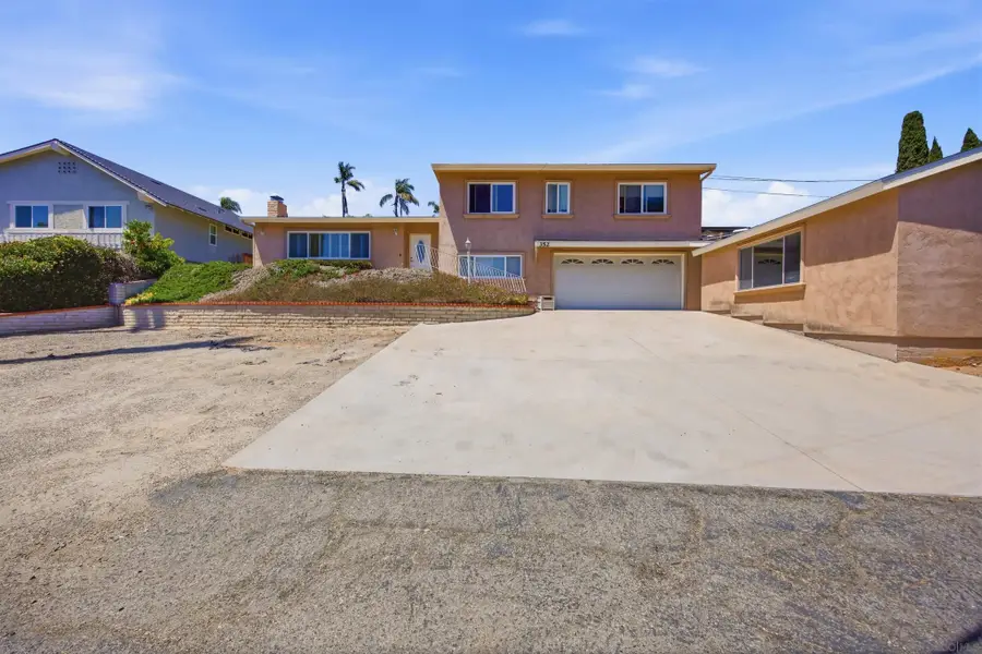 352 Beaumont, Vista, CA 92084 - #3