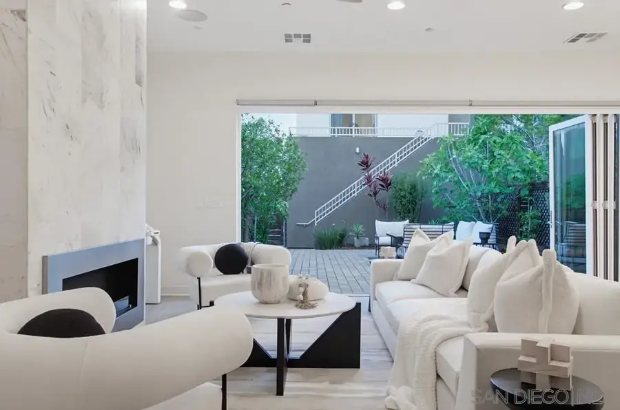 5575 Corum Court, San Diego, CA 92130 - #3