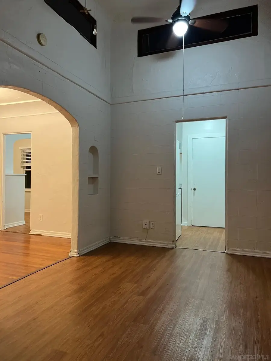 4727 Choctaw Dr., San Diego, CA 92115 - #3