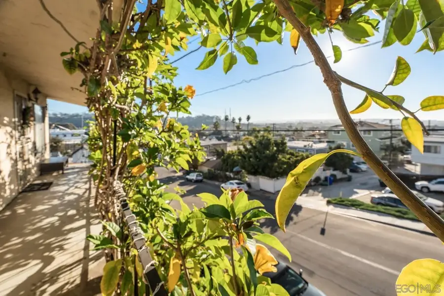 5707 Mildred St, San Diego, CA 92110 - #3