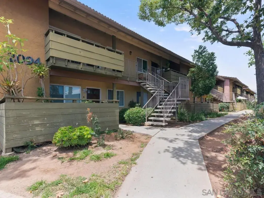 2094 E Grand Ave #7, Escondido, CA 92027 - #1