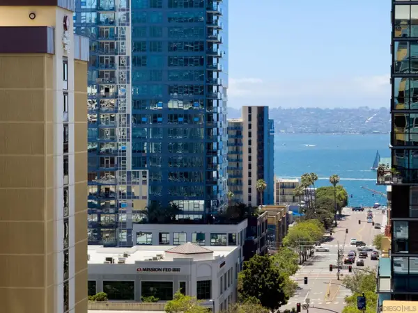 350 W Ash St #809, San Diego, CA 92101