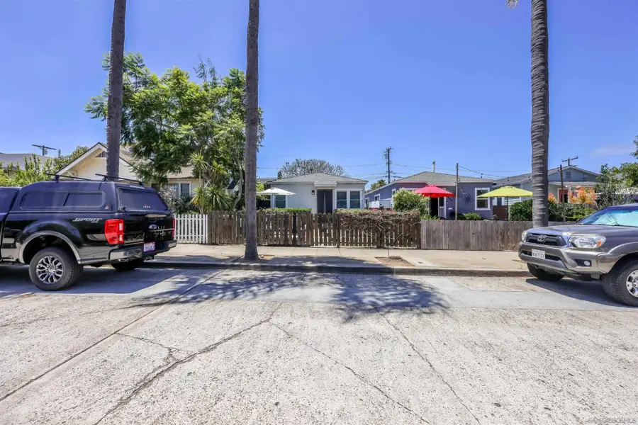4637 Larkspur Street, San Diego, CA 92107 - #2