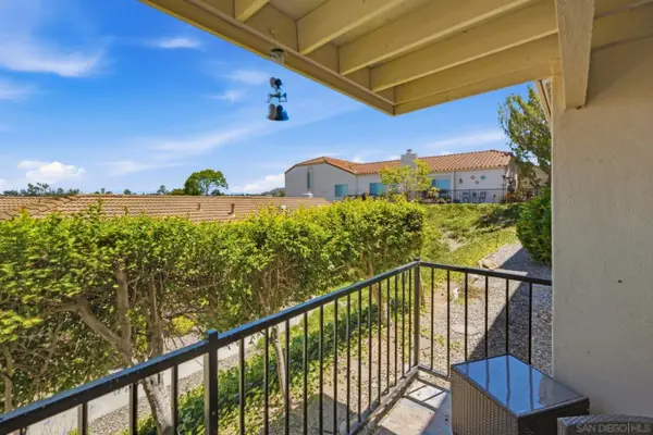 17453 Plaza Cerado #105, San Diego, CA 92128
